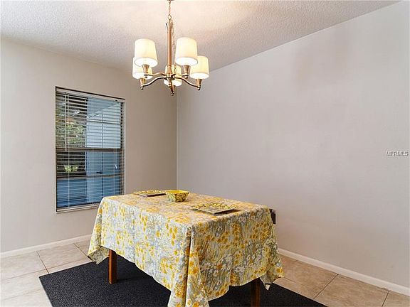 3rd image of 304 Northlake Dr #6