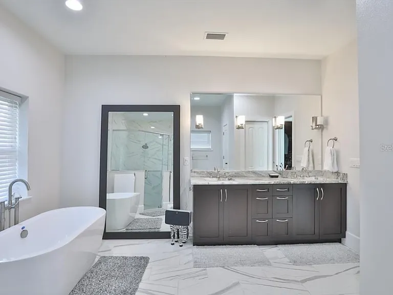 4534 W Beachway Dr — Photo 9