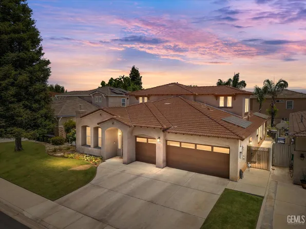 9221 Via Lugano, Bakersfield, CA 93312