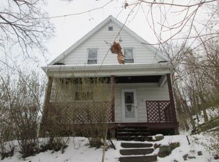 738 22nd St #A, Moline, IL 61265