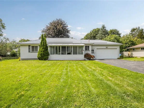 983 Wegman Rd, Rochester, NY 14624
