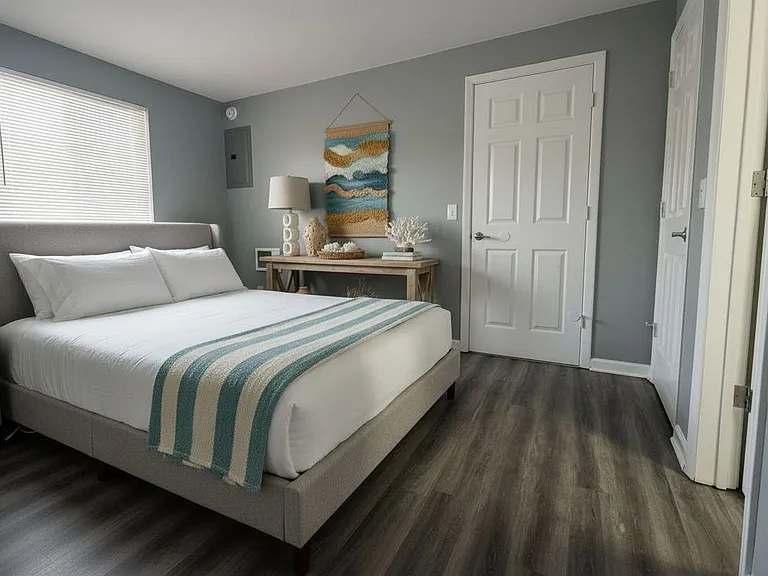 300 Forest Park Dr #104 — Photo 6