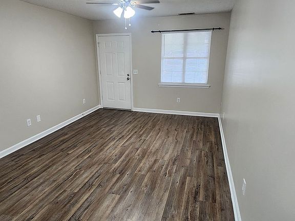 3rd image of 471 4th St NW APT 3