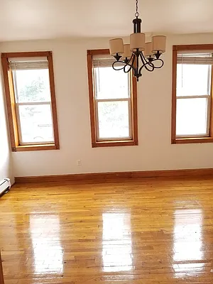 Rented by Dyer Estate Mgmt | media 1