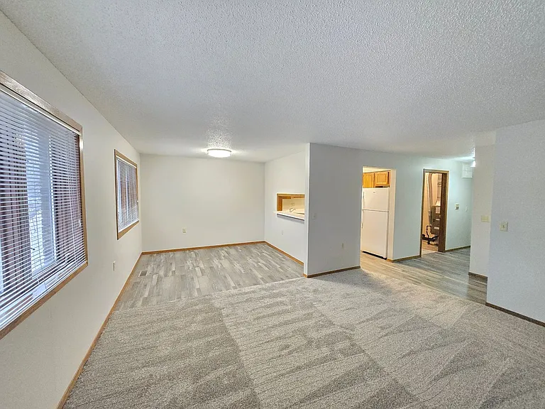 1805 S Bahnson Ave — Photo 1