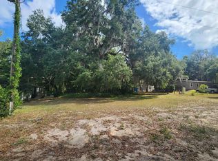 124 Ann St, Hawthorne, FL 32640