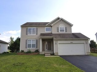 2963 Fairmont Ave, Aurora, IL 60503