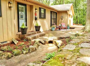 15 Tallyho Ln, Little Rock, AR 72227