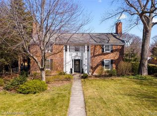 1100 Devonshire Rd, Grosse Pointe Park, MI 48230