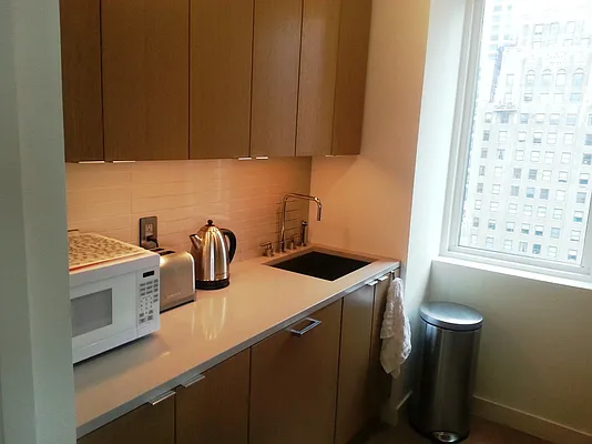 Rented by Battery Park Realty | media 5