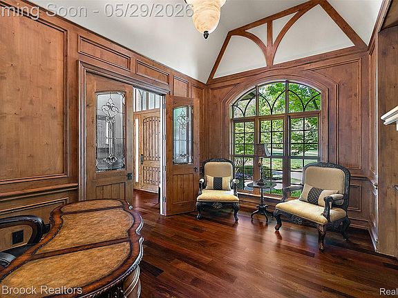 4th image of 9716 Hadley Rd