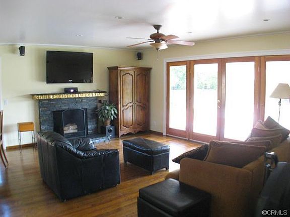 5th image of 1116 S Coronado Ave