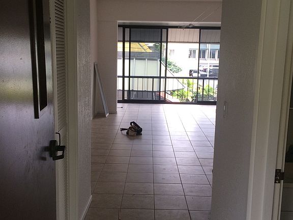 5th image of 75-143 Hualalai Rd Ste 303