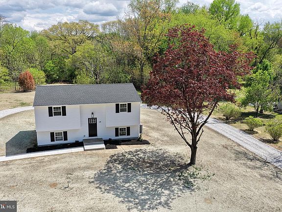5th image of 18 Avis Mill Rd