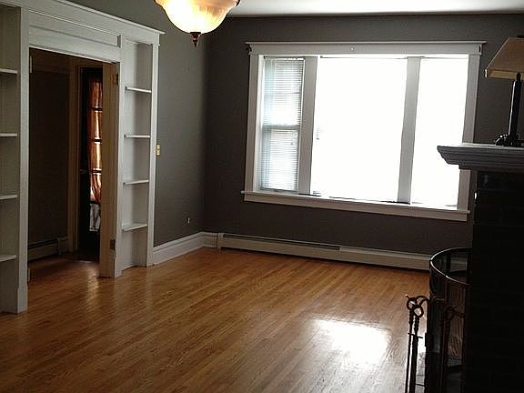 4th image of 25 Leroy Pl