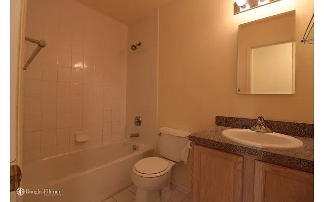 Rented by Douglas Elliman | media 14