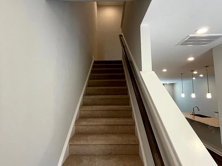 1036 Commack Dr — Photo 36