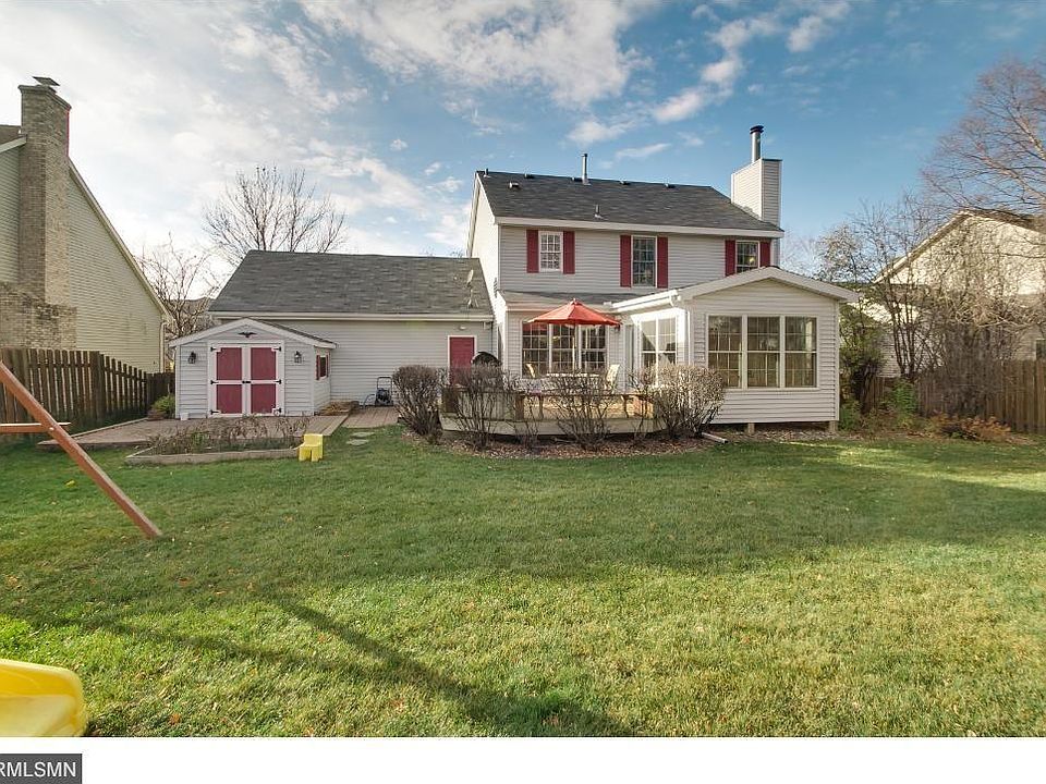 2nd image of 9065 Waverly Ct