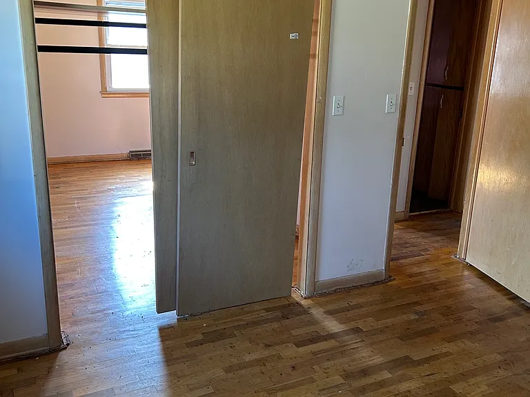 222 N Taylor St — Photo 10