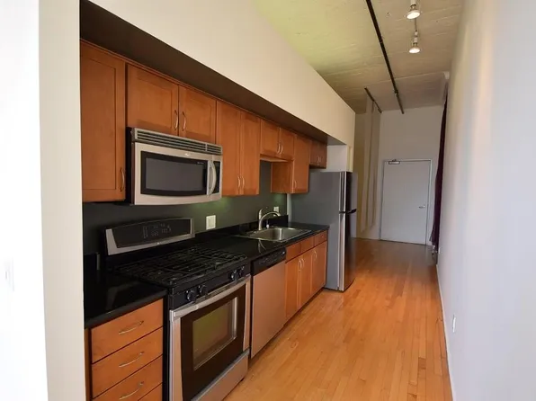 420 S San Pedro St APT 302, Los Angeles, CA 90013