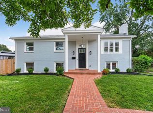 9927 Portsmouth Rd, Manassas, VA 20109