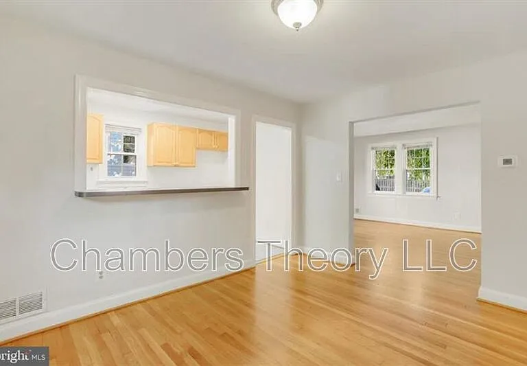 530 N Nelson St #1 — Photo 18