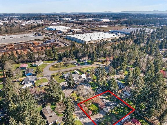 3rd image of 20203 53rd Ave E