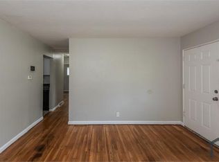 104 Glen Garry Rd, Saint Louis, MO 63137