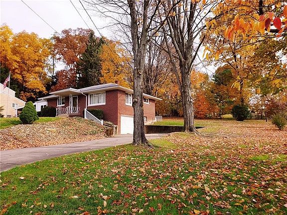 2nd image of 189 Wallace Ln