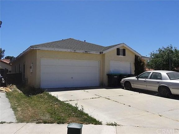 3rd image of 1613 Pinyon Flat Cir