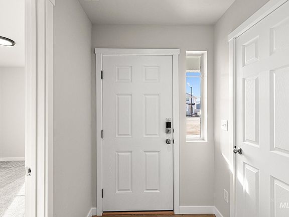 2nd image of 238 Caribou Ct