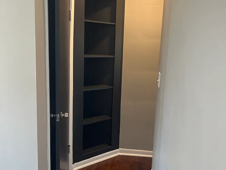 612 E 41st St #2 — Photo 5