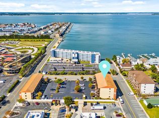 203 33rd St Unit 304, Ocean City, MD