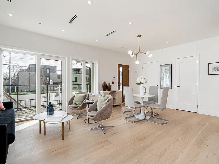 6812 Oak St #A — Photo 10
