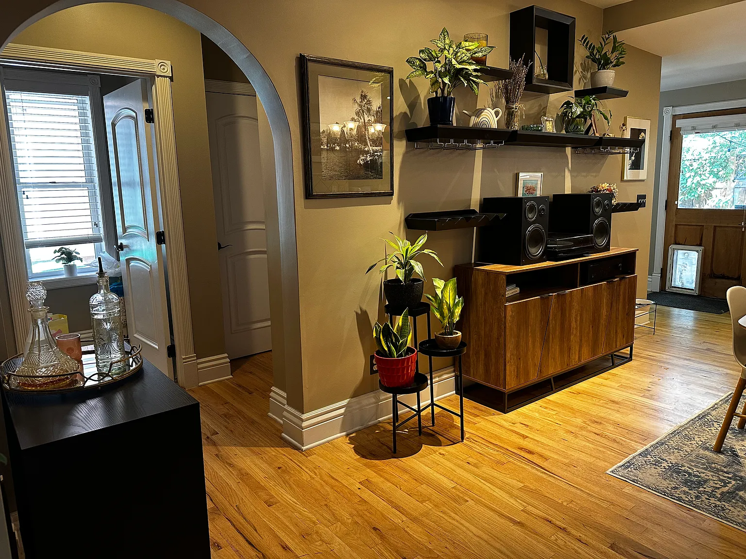 2 bed, 1885 sqft, $3,250 — Photo 3