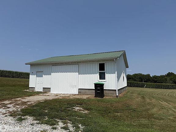 3rd image of 313 Old Highway 2