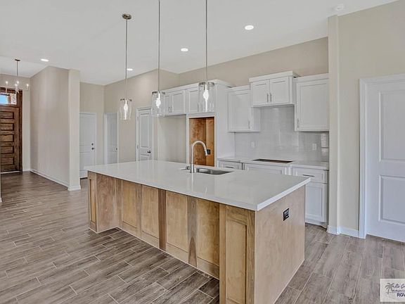 2nd image of 1829 Stirrup Cir