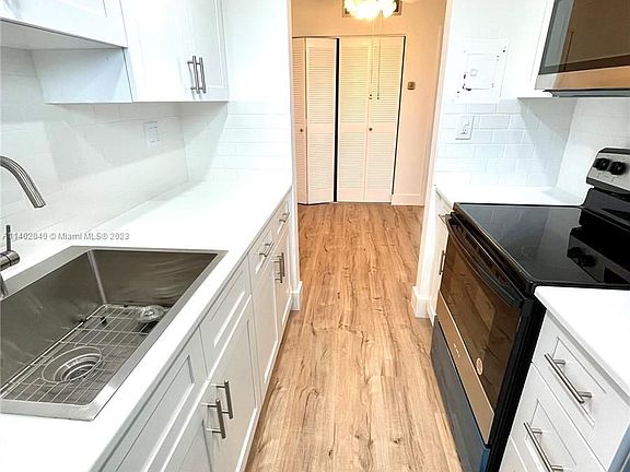 3rd image of 1475 NE 125th Ter APT 603B