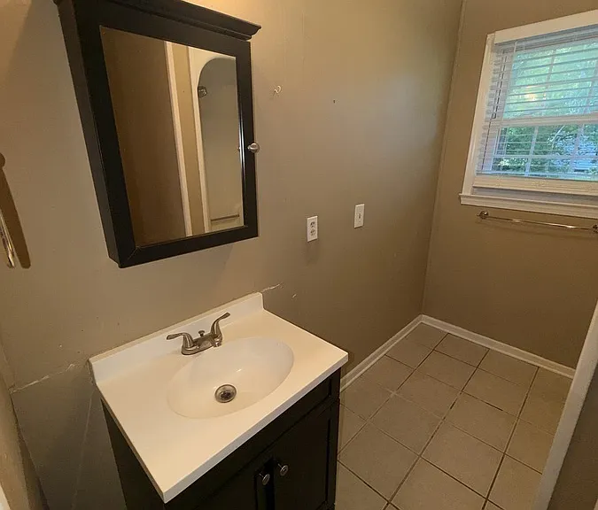 111 Tryon St #COPY — Photo 16