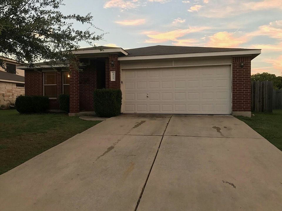 1st image of 411 Mossy Rock Dr