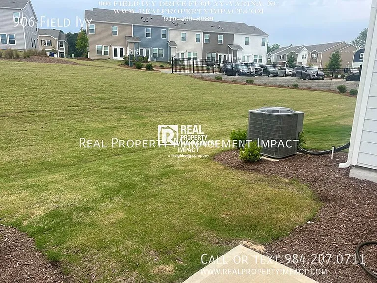 906 Field Ivy — Photo 14