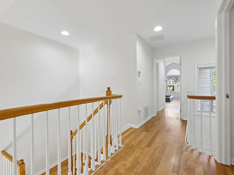 79 Lakeview Dr — Photo 25
