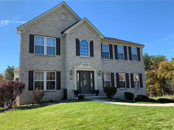 217 Pineview Dr, Canonsburg, PA 15317