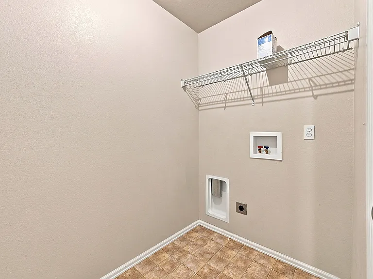 4910 Great Owl Point — Photo 24
