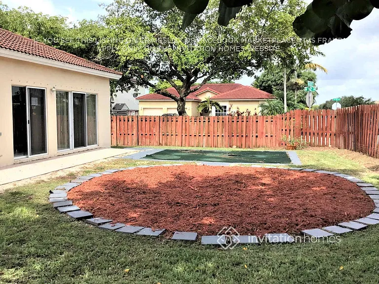 9191 SW 212th Ter — Photo 15