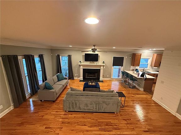 2nd image of 1032 Lena St NW