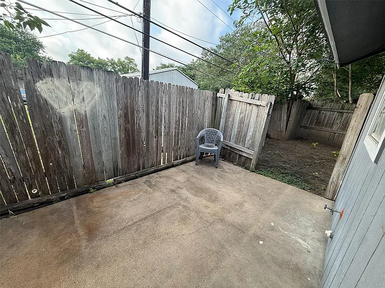 618 Mill St #B — Photo 14