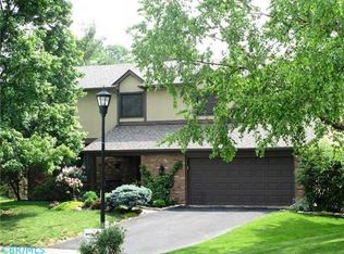 1038 Autumn Crest Ct, Westerville, OH 43081