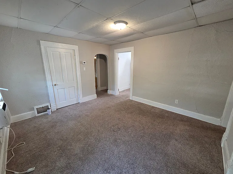 830 W Jefferson St #2 — Photo 1