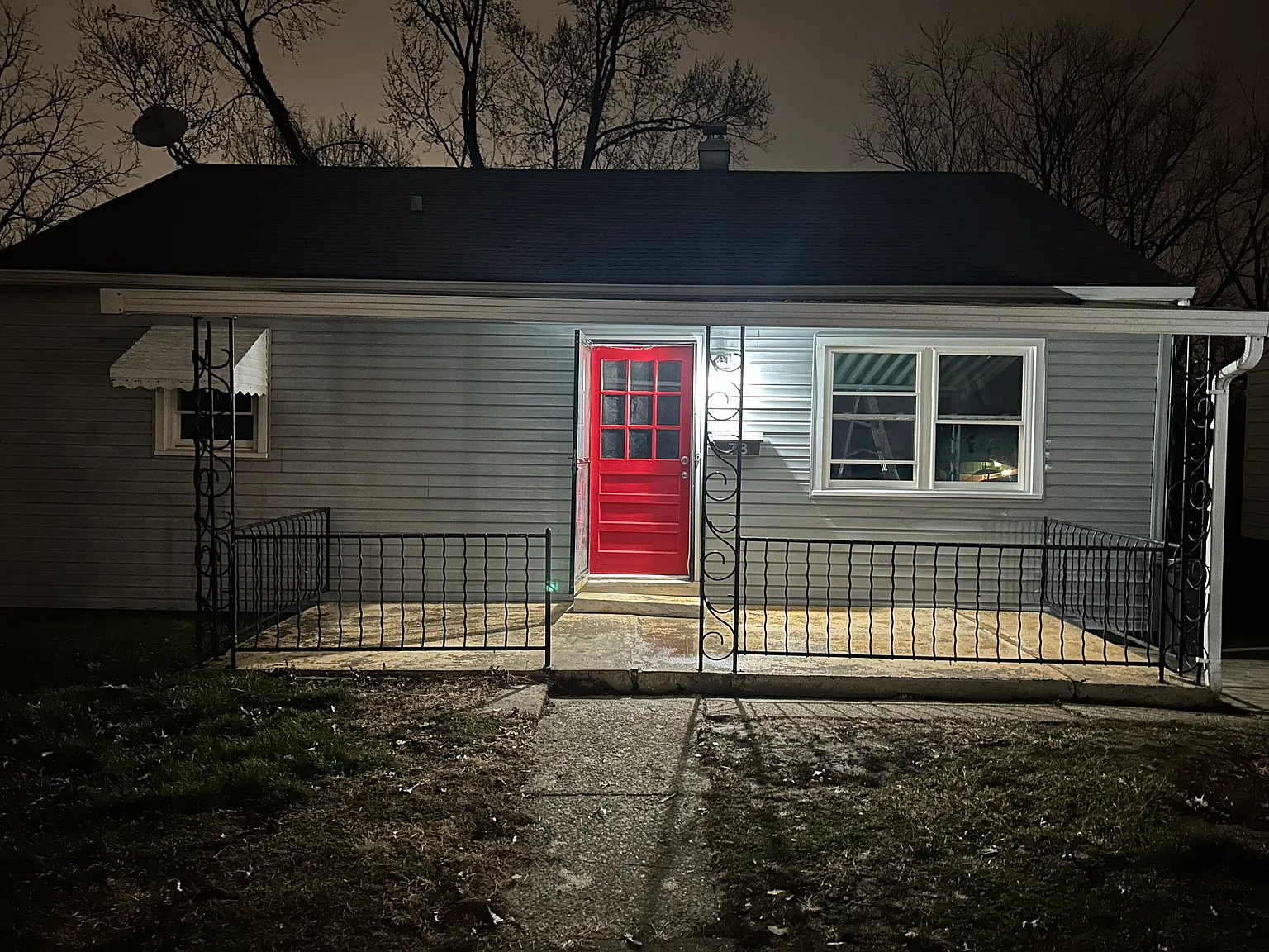 4 bed, 1200 sqft, $700 — Photo 1